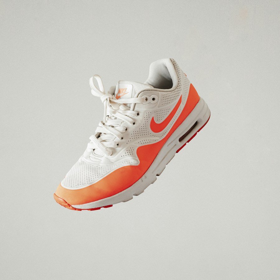 Nike Air Max 1 — Nike wholesale women's footwear